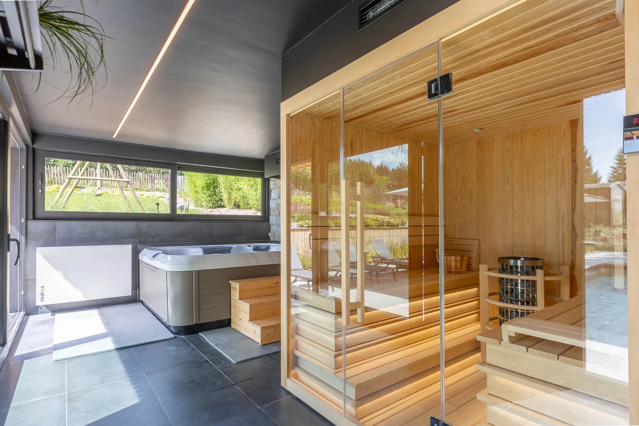 Cottage for 10 people in Tenneville Villa Wood